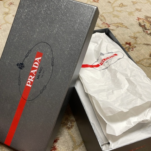 Prada flats - Picture 9 of 10